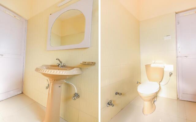 OYO 69682 Hotel Sheetal Valley