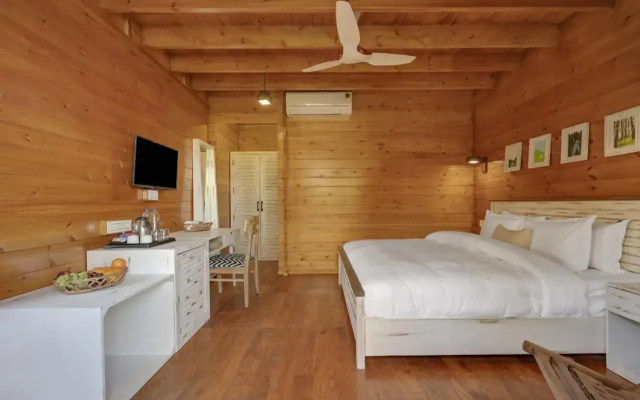 Casawood Resort