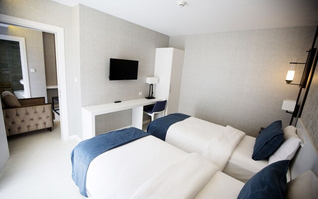 Gardenya Suit Hotel