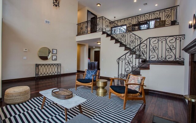 Stunning 5br/3.5ba House in La Jolla