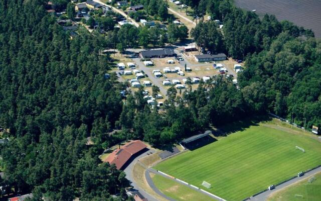 Bromölla Camping & Vandrarhem - Hostel