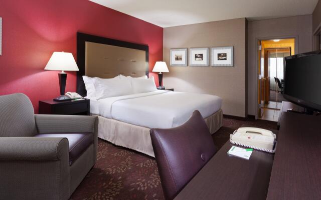 Holiday Inn Cincinnati Airport by IHG