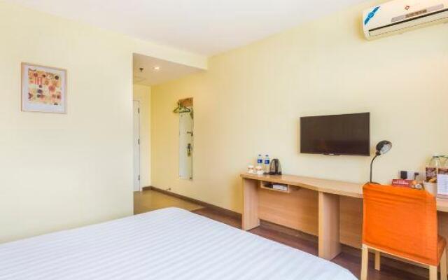 Home Inn (Baoding South 2nd Ring GWM Headquarter)