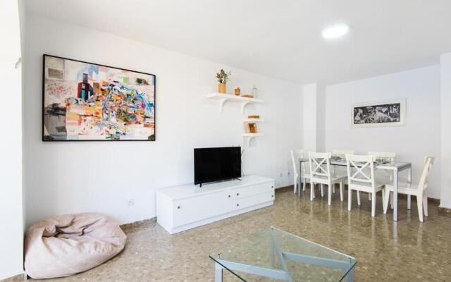 Picasso Center Apartment