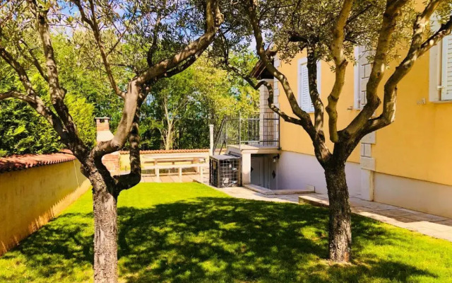 Villa Selo Mekisi the Private Villa With a Heated Pool