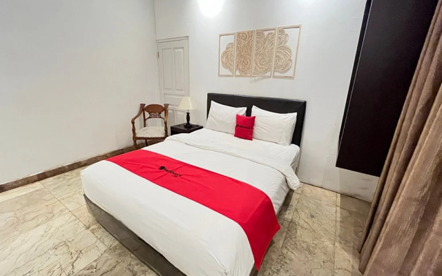 RedDoorz near Kantor Walikota Manado