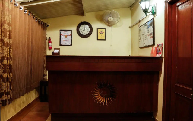 The Colonial Manek Manor