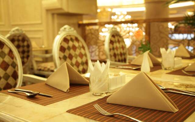 Clarion Hotel