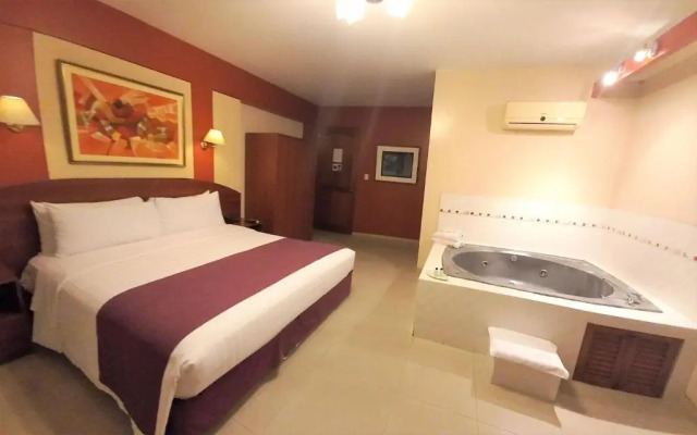 Javier Prado Inn