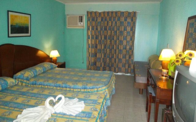 Gran Caribe Sun Beach