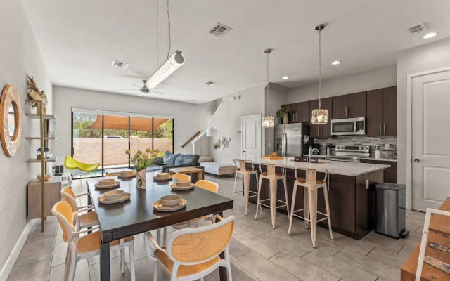 Chic Villa Domani Retreat 9ppl