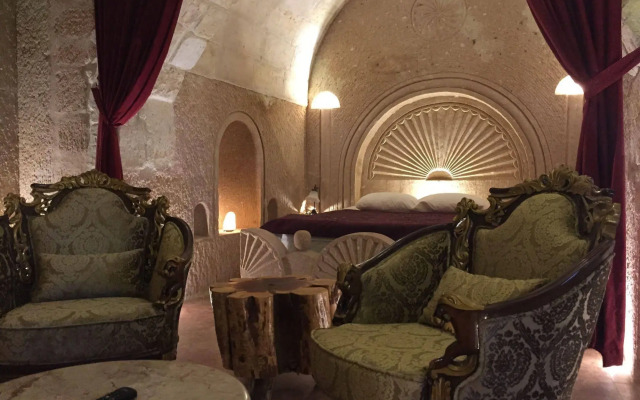 Oread Cave Suites
