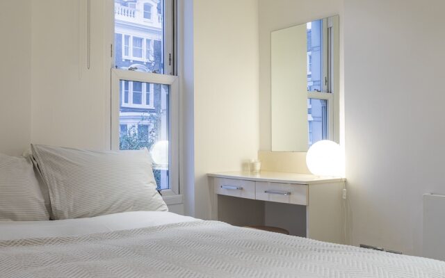 Chic 2BR apt in Kensington, Near Holland Park
