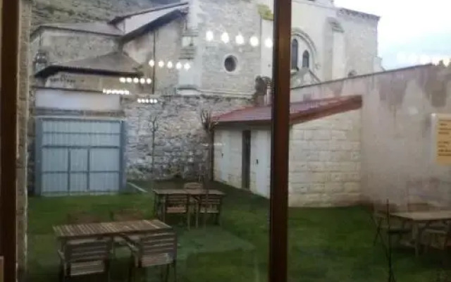 Hotel La Huella Del Camino