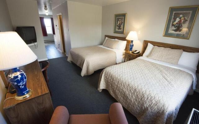 Bluenose Inn and Suites