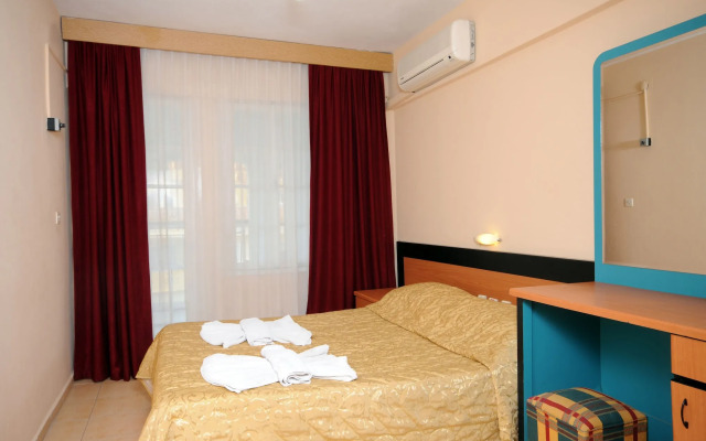 Grand Villa Sol Apart