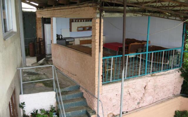 Oksana Guest House