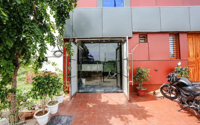 Fabhotel Sangita Dham