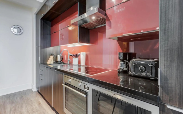 E.S.I Furnished Suites at Fly Condos