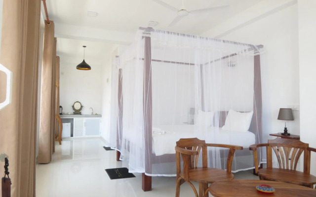 Mountain Wave Hotel and Surfshop