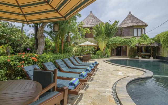 Dewani Villa Resort