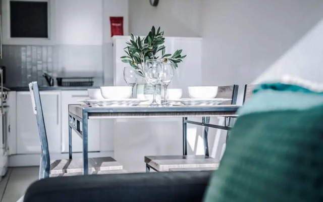 Host Apartments Standish Street Abode
