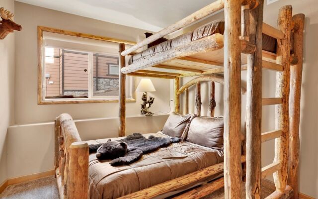 Menlo Slope View Chalet #2233