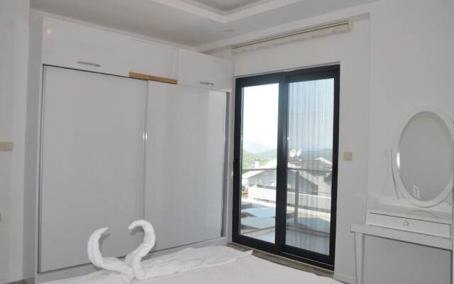 Angel Prestige Villa B by Angel Rentals