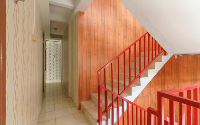 RedDoorz near City Walk Benhil