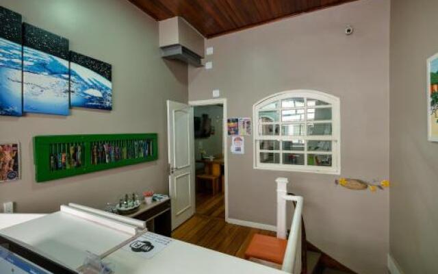 Casa del Mar Hostel
