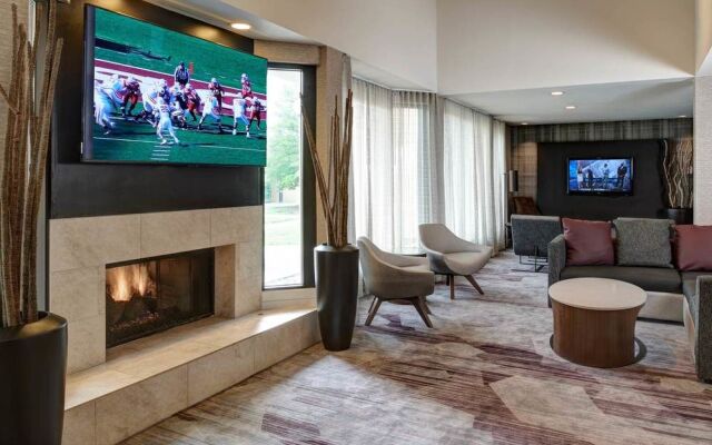 Courtyard Louisville East