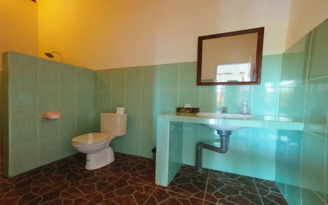 Warung Ary & Home Stay