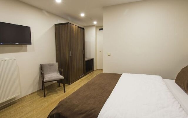 Liva Hotel