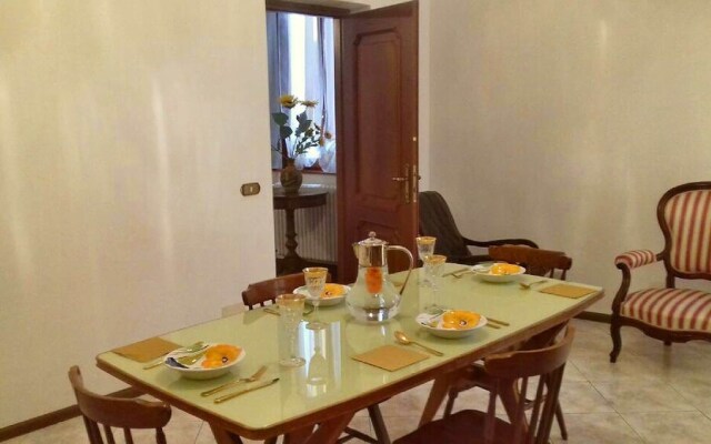 Elegant Central Large House on Lake Como