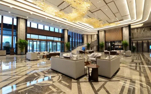 Xiangyang Minfa Ruiji Hotel