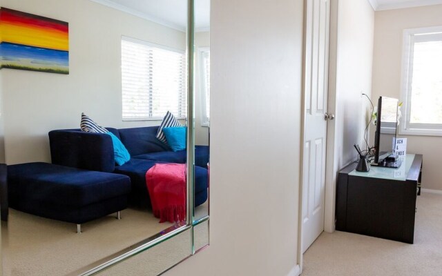 Beach & Bay Holiday House