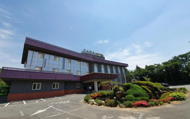 Zara Motel