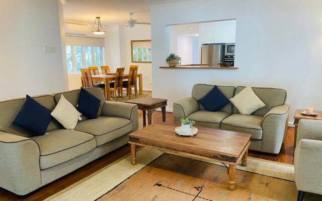 BeachView Apartments at Villa Paradiso