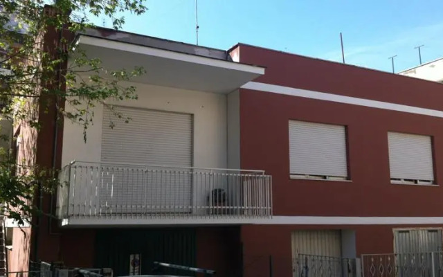 Anxur House