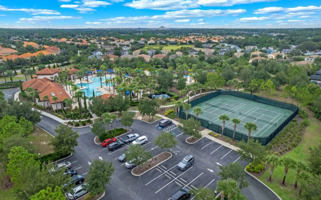 Solterra Villa With Screened Pool & Lake View