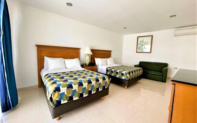 Hotel Embajadores