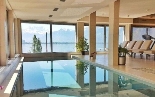 Montreux Lake View Apartments and Spa