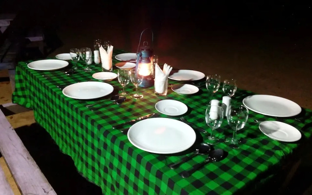 Sunset Safari & Resort