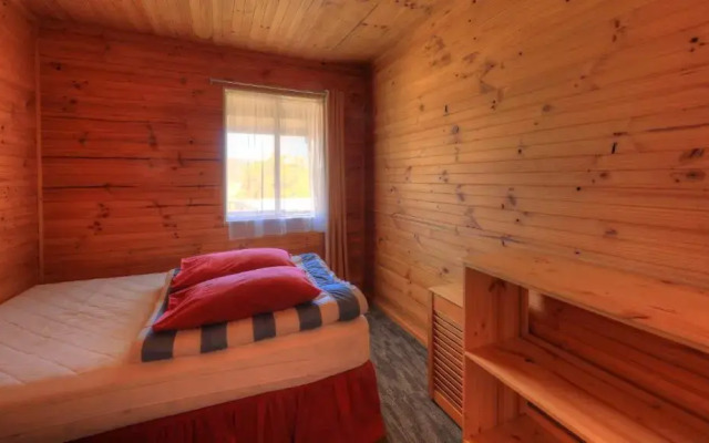 Anglers Reach Lakeside Village