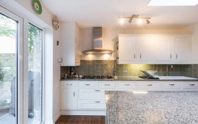 4-bed House With a Garden Fulham