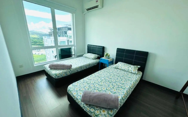 Sandakan Spacious and Comfortable Pool View Condo