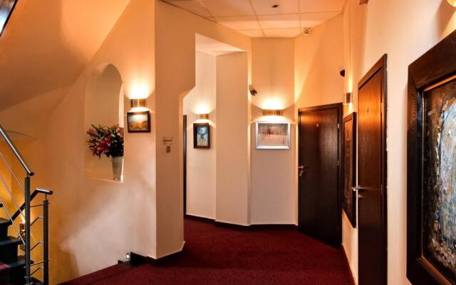 Spatz Aparthotel