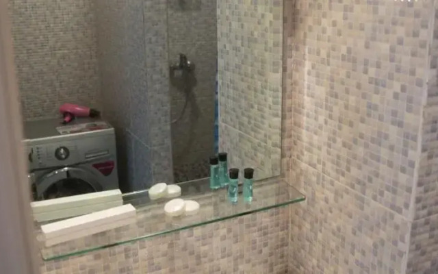 AHome 10 at Balzak str