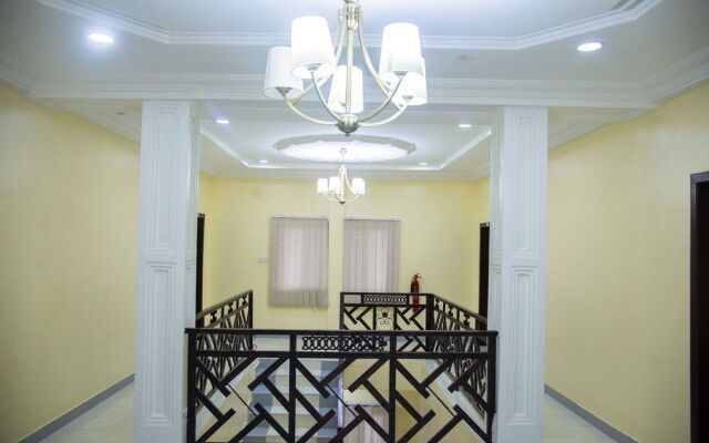Target Hill Hotel
