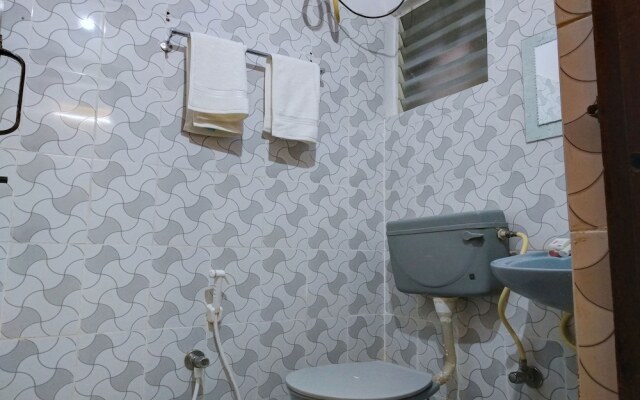 OYO 10435 Star Deluxe Lodge